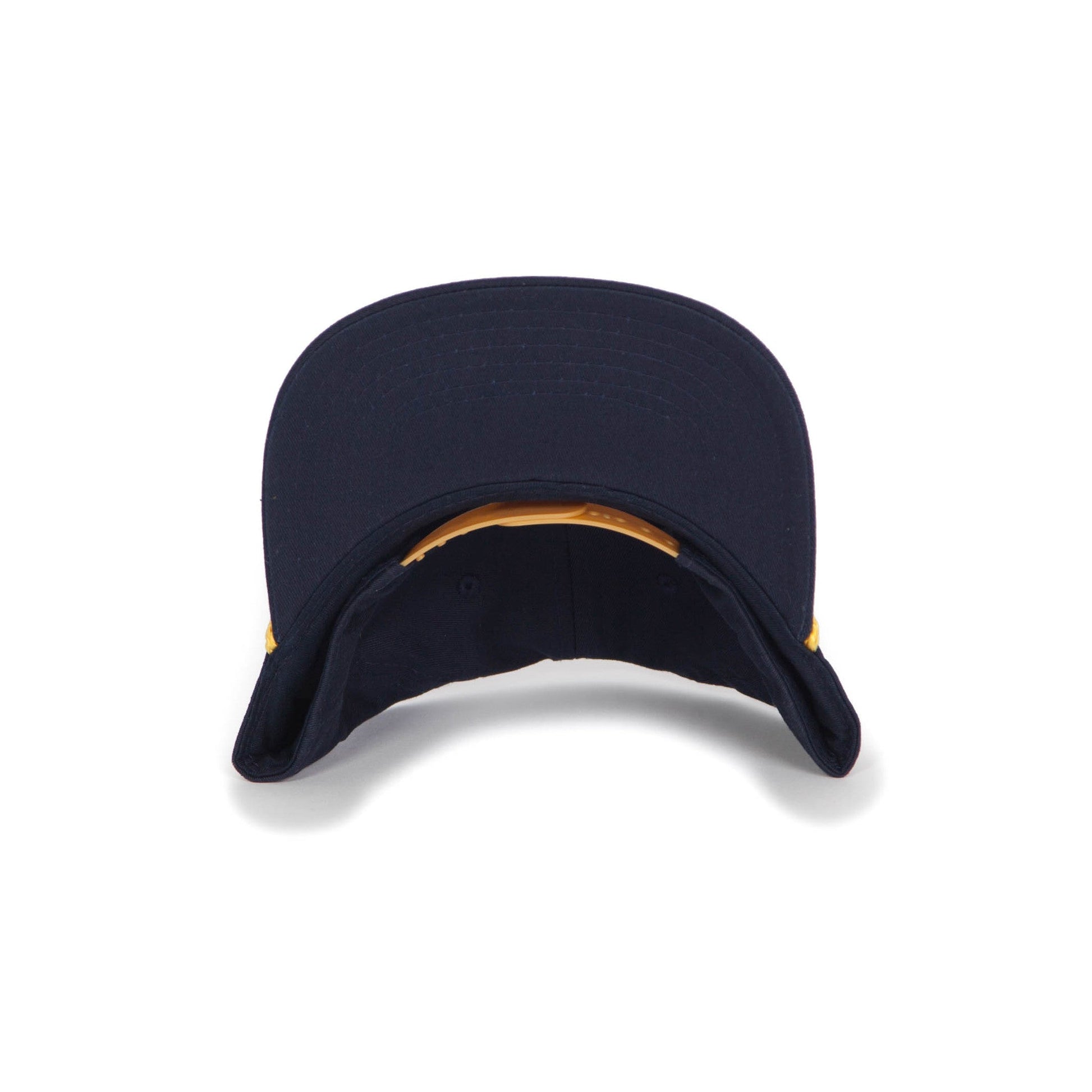 Akomplice <br> Passport Hat