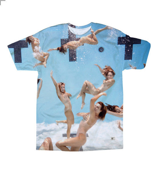 Akomlice Naturism Tee